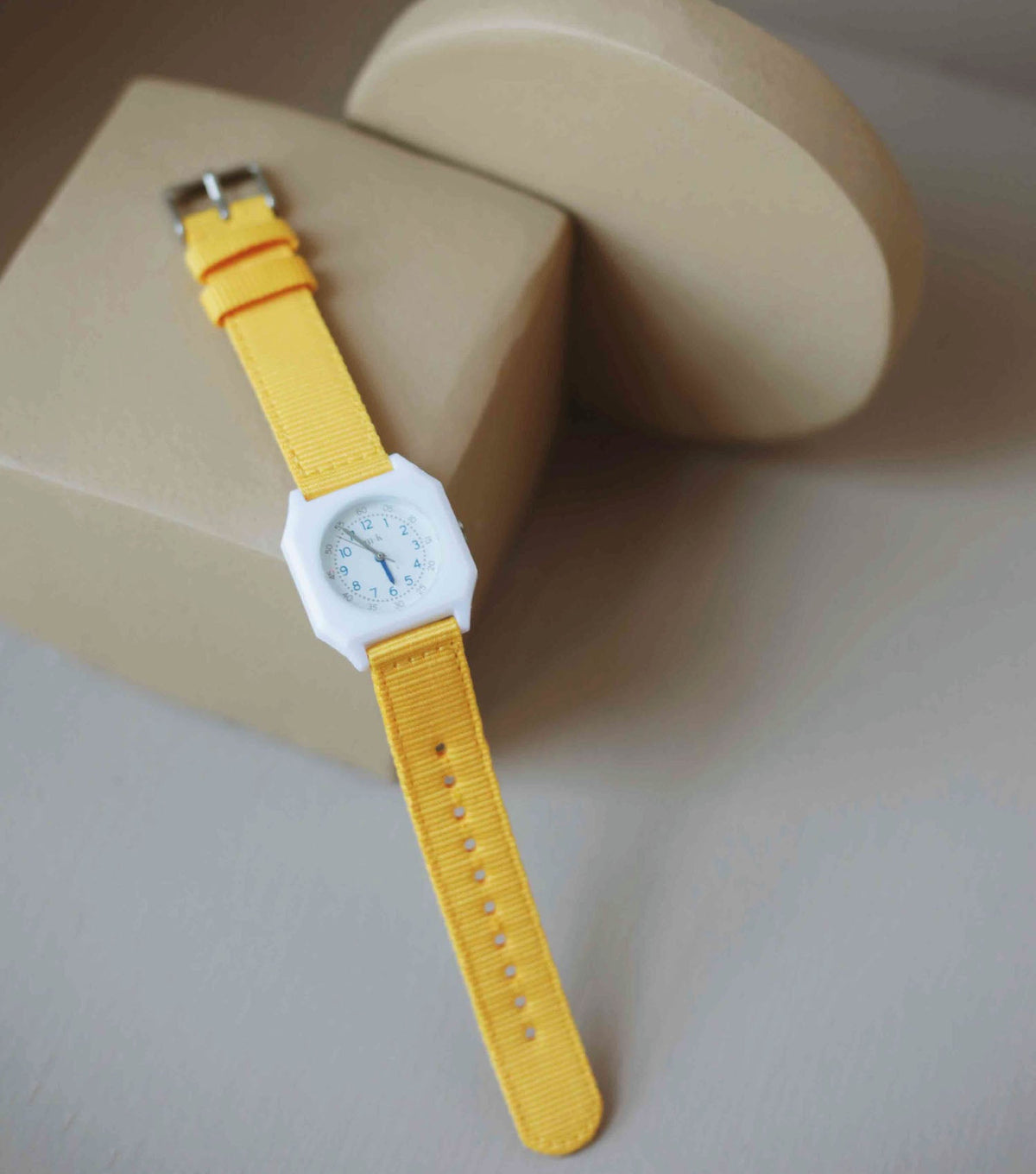 sustainable kids watch - Honey